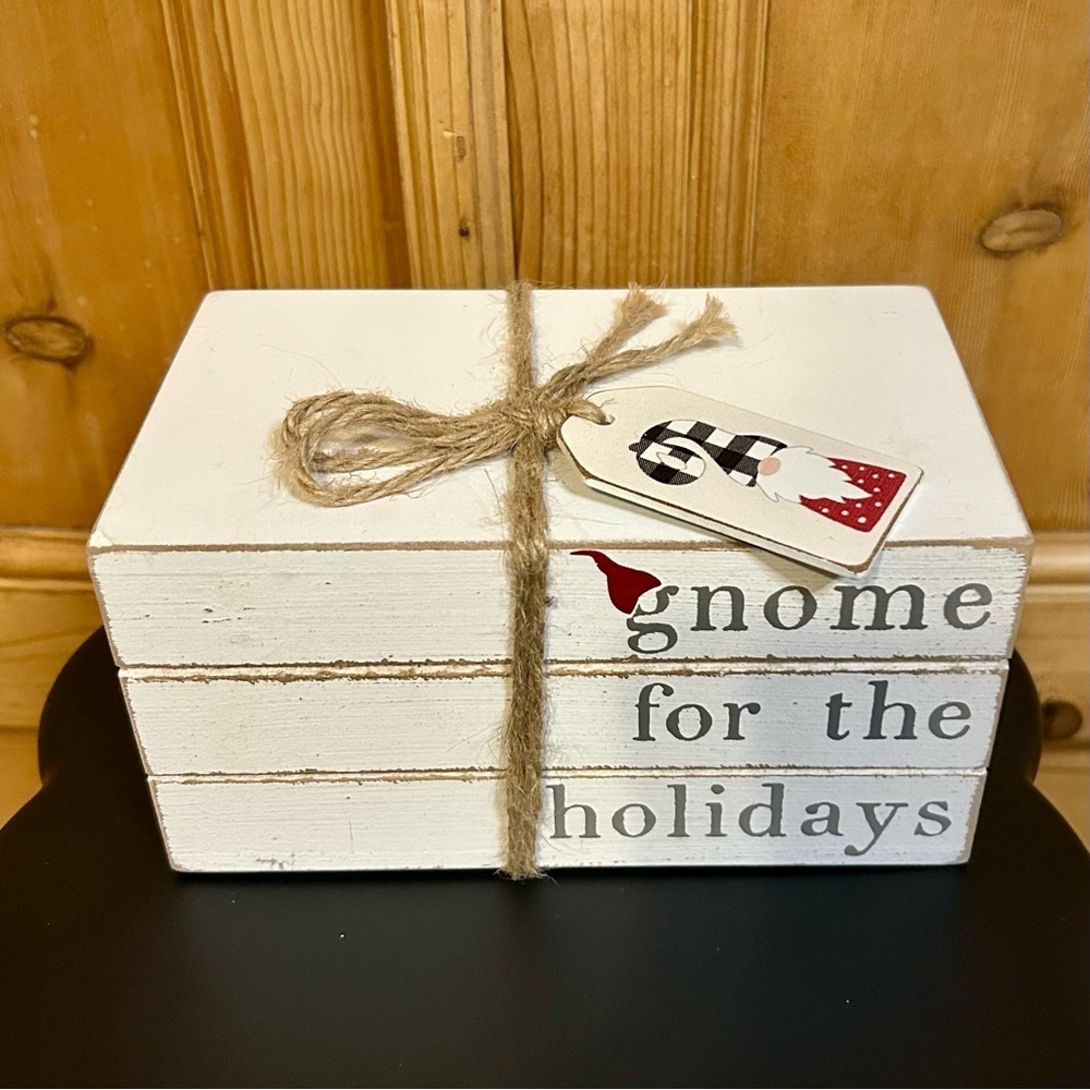 4 pc Set Festive Gnome Trio with Faux Book Set Gnome for the Holidays - Picture 2 of 10